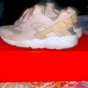 Nike Huarache Run Sneakers- YOUTH